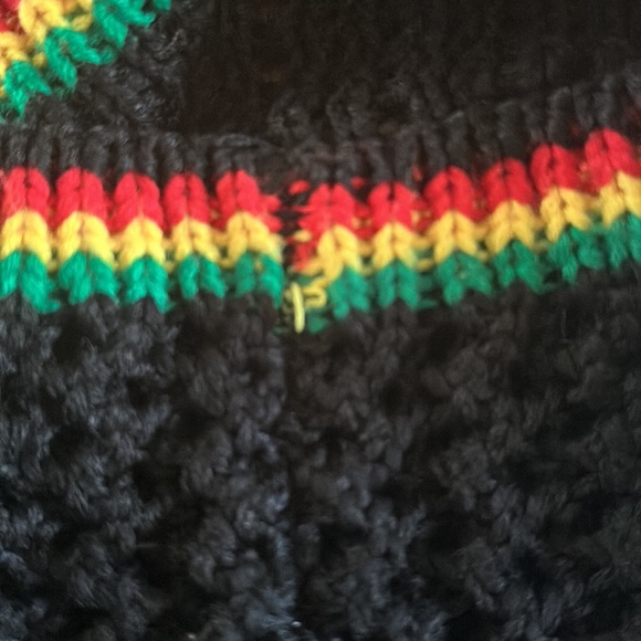 Rasta Beanie - Picture 5 of 5